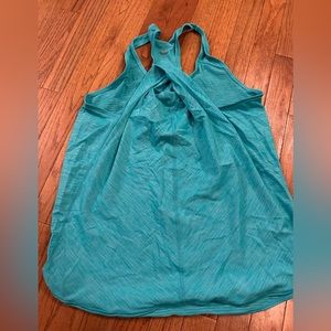 Lululemon tank